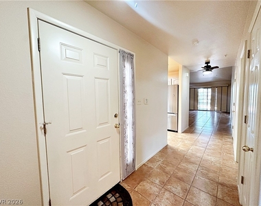 2851 S Valley View Boulevard - Photo Thumbnail 4
