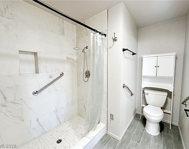 2851 S Valley View Boulevard - Photo Thumbnail 25