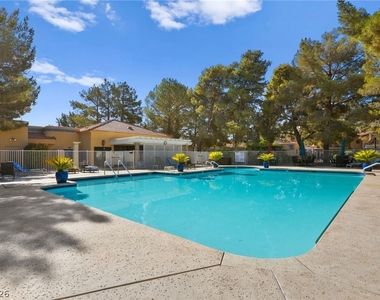 2851 S Valley View Boulevard - Photo Thumbnail 35