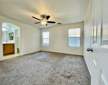 11901 Fairfax Ridge Street - Photo Thumbnail 27