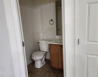 11901 Fairfax Ridge Street - Photo Thumbnail 43