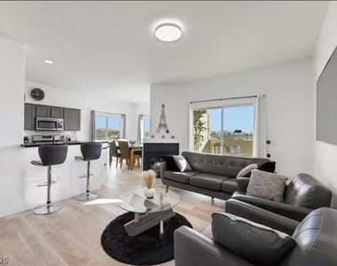 8501 W University Avenue - Photo Thumbnail 10