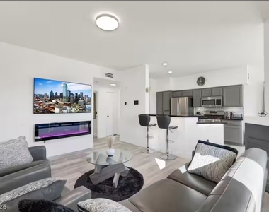 8501 W University Avenue - Photo Thumbnail 9