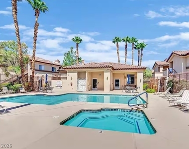 8501 W University Avenue - Photo Thumbnail 25