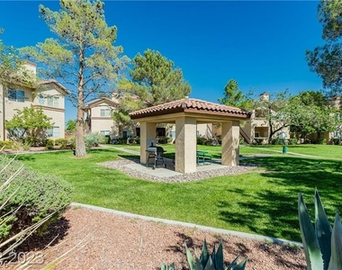 8501 W University Avenue - Photo Thumbnail 8
