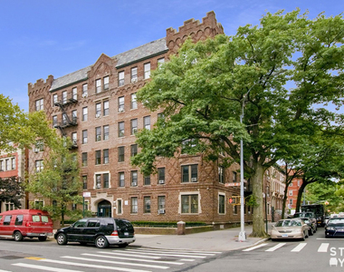 400 Clinton Avenue - Photo Thumbnail 9