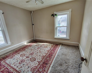 2331 Midland Avenue - Photo Thumbnail 10