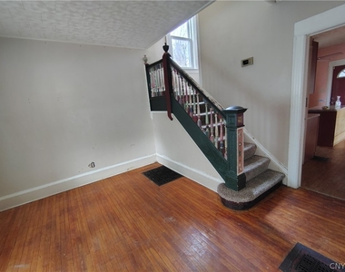 2331 Midland Avenue - Photo Thumbnail 8