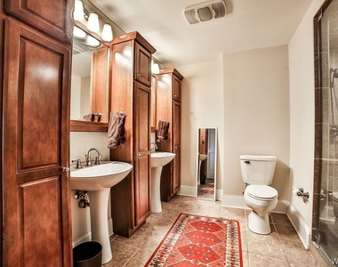 132 Lakefront Boulevard - Photo Thumbnail 6