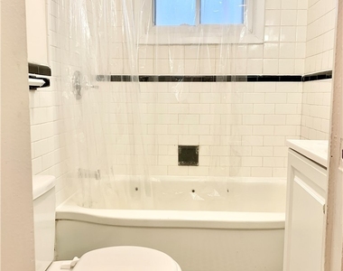 657 Englewood Avenue - Photo Thumbnail 7