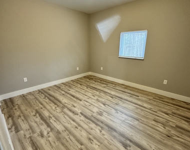 194 Frank Christian Road - Photo Thumbnail 7