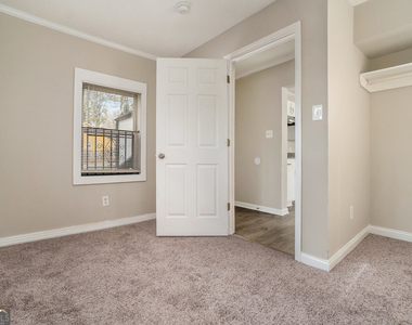 973 Lawton Street Sw - Photo Thumbnail 13