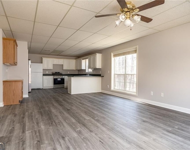 6110 Matt Highway - Photo Thumbnail 2