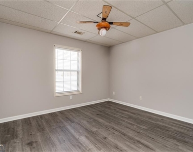 6110 Matt Highway - Photo Thumbnail 11