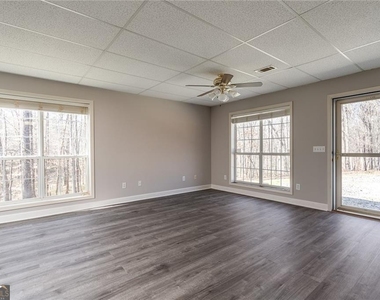 6110 Matt Highway - Photo Thumbnail 5