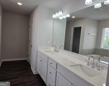 76 Honeydew Lane - Photo Thumbnail 21
