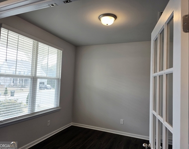 76 Honeydew Lane - Photo Thumbnail 6