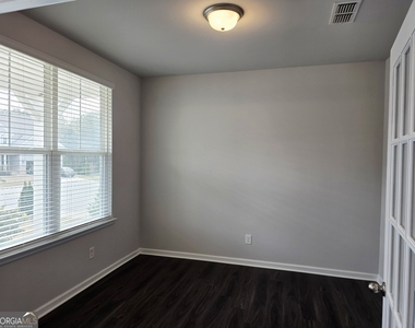 76 Honeydew Lane - Photo Thumbnail 18