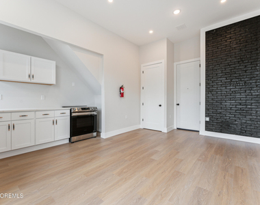 64 W Main Street - Photo Thumbnail 4