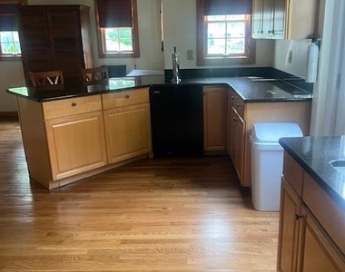 8 Roseld Court - Photo Thumbnail 1