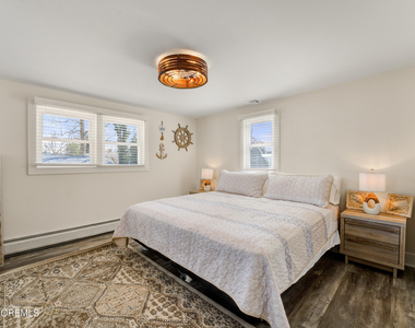 307 Asbury Avenue - Photo Thumbnail 15