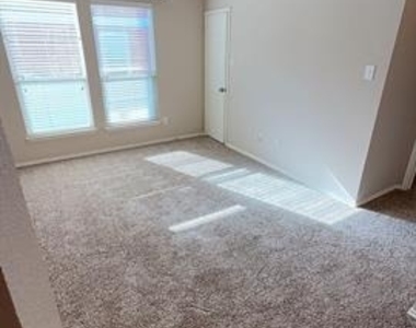 9915 Wethers Field Circle - Photo Thumbnail 2