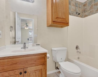 509 W Cedar Street - Photo Thumbnail 14