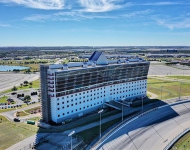 3575 Lone Star Circle - Photo Thumbnail 37