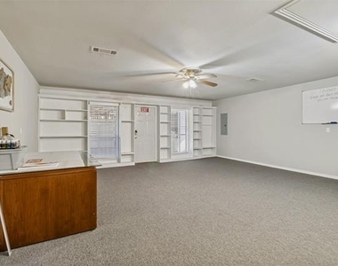 3024 Encino Drive - Photo Thumbnail 18
