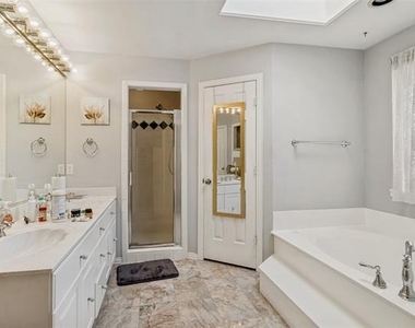 3024 Encino Drive - Photo Thumbnail 11