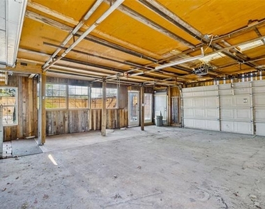 3024 Encino Drive - Photo Thumbnail 24