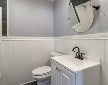 311 W Fern Street - Photo Thumbnail 10