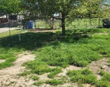 7326 Harold Walker Drive - Photo Thumbnail 13