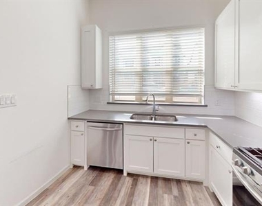 346 Buck Ridge Drive - Photo Thumbnail 3