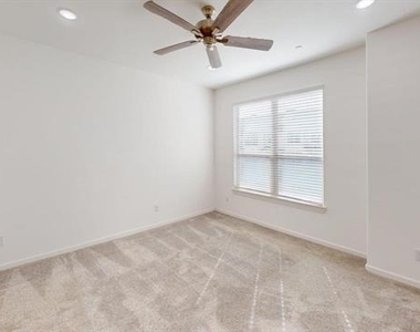 346 Buck Ridge Drive - Photo Thumbnail 11