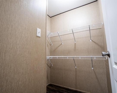 11621 Annandale Road - Photo Thumbnail 13