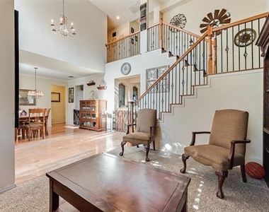 7578 Seawood Drive - Photo Thumbnail 5
