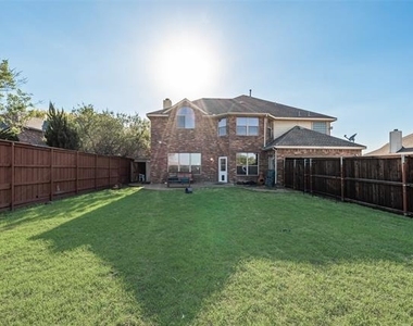 7578 Seawood Drive - Photo Thumbnail 30