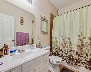 7578 Seawood Drive - Photo Thumbnail 28