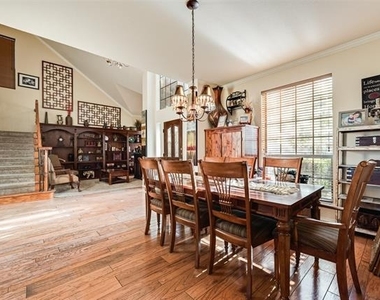 7578 Seawood Drive - Photo Thumbnail 7