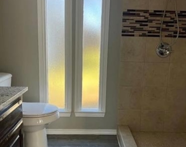 3012 Barrington Court - Photo Thumbnail 12