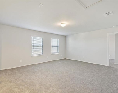 3225 Sedge Grass Drive - Photo Thumbnail 19