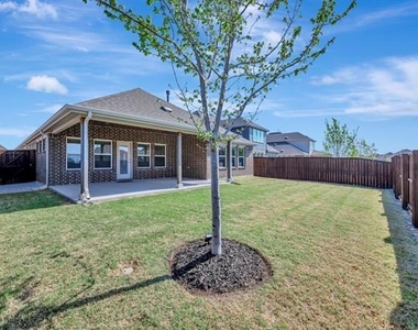1104 Superbloom Avenue - Photo Thumbnail 28