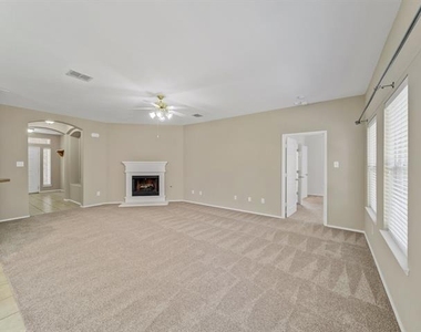 8162 Robertson Drive - Photo Thumbnail 16