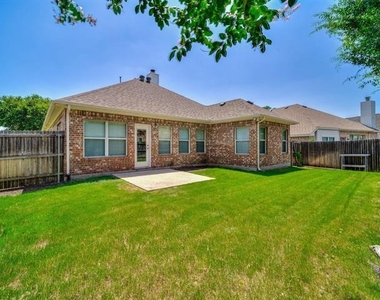 8162 Robertson Drive - Photo Thumbnail 33