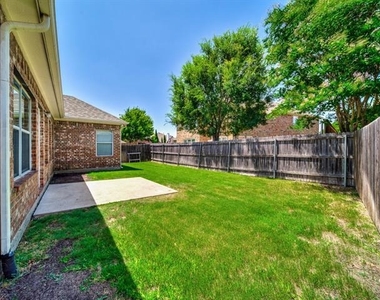 8162 Robertson Drive - Photo Thumbnail 32