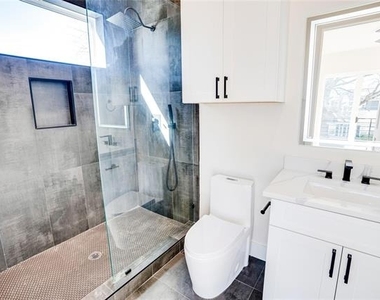 3611 S Versailles Avenue - Photo Thumbnail 27