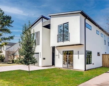 3611 S Versailles Avenue - Photo Thumbnail 1