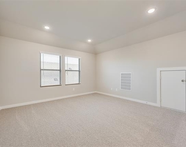 5511 Chasewood Drive - Photo Thumbnail 18