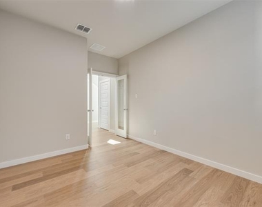 5511 Chasewood Drive - Photo Thumbnail 26